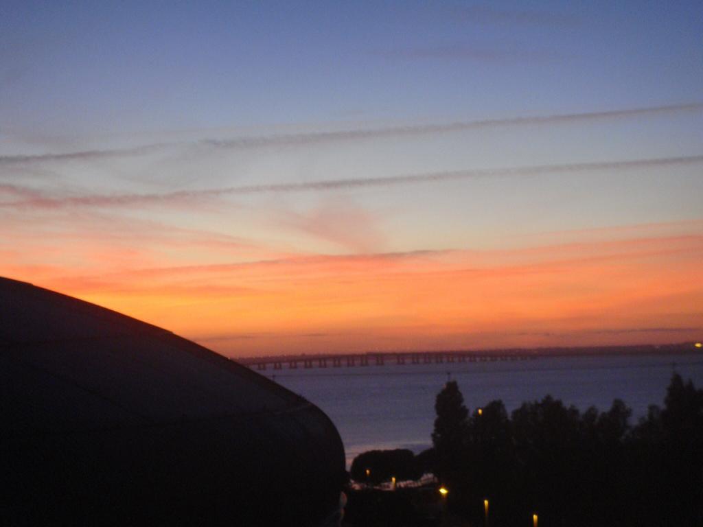 Lxriverside Suite Apartment Lisbon Bagian luar foto